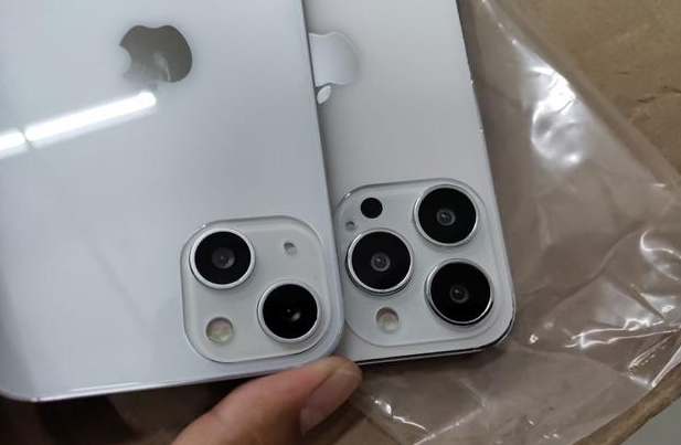 乌拉特中苹果手机维修分享iPhone 13‌机模长什么样 